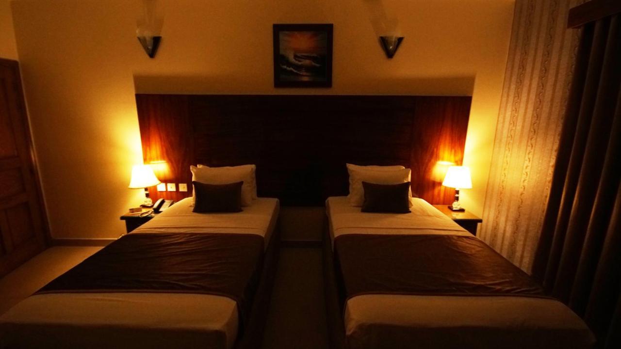 קראצ'י World Inn Hotel מראה חיצוני תמונה