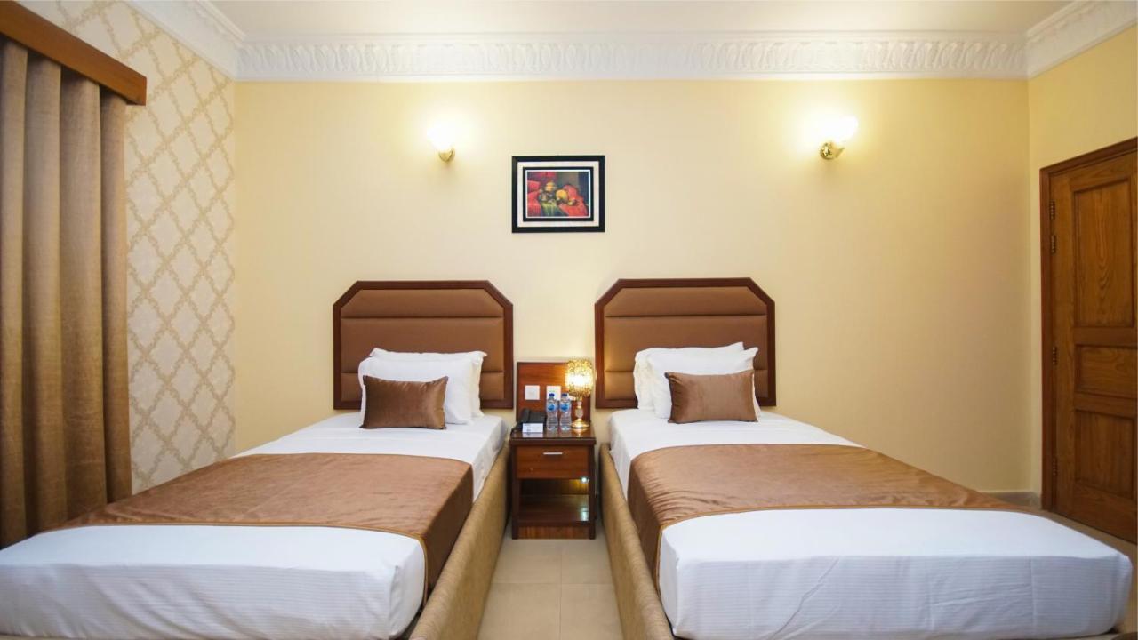 קראצ'י World Inn Hotel מראה חיצוני תמונה