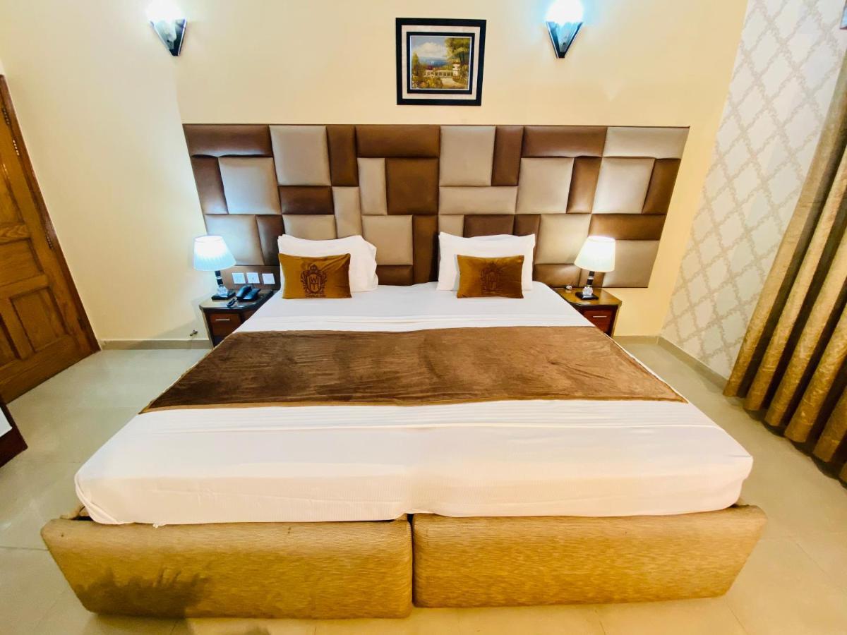 קראצ'י World Inn Hotel מראה חיצוני תמונה